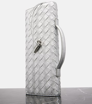 Andiamo Intrecciato编织金属感皮革手拿包 | Bottega Veneta