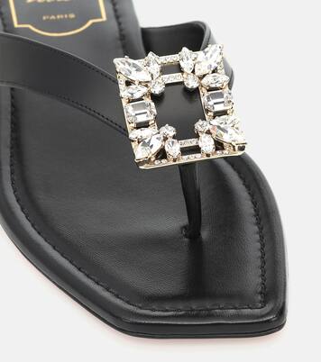 Sandali infradito in pelle con cristalli | Roger Vivier