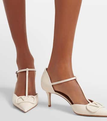 D'Orsay VLogo 65 patent leather pumps | Valentino Garavani