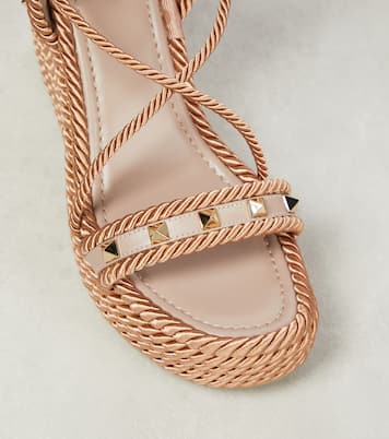 Sandalias con cuña Rockstud | Valentino Garavani