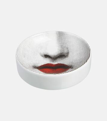 Tema e Variazioni n.397 porcelain ashtray | Fornasetti