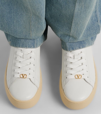 Royco 55 leather platform sneakers | Valentino Garavani