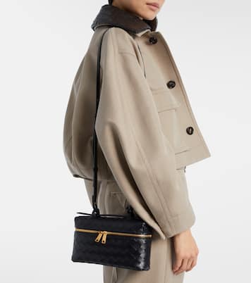 Bang Bang Intrecciato leather vanity bag | Bottega Veneta
