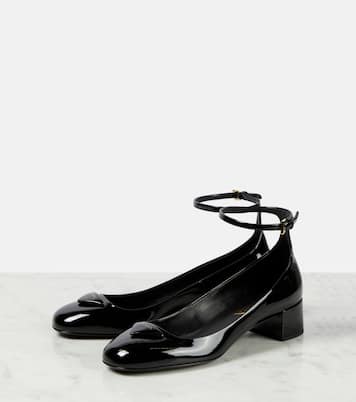 Salones de charol con logo | Prada