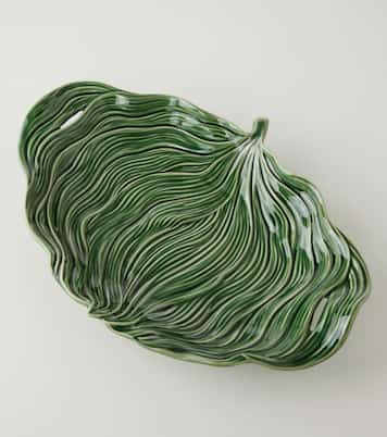 Folhas Banana Leaf ceramic platter | Bordallo Pinheiro