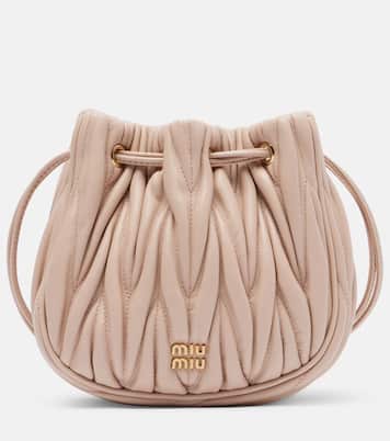 Matelassé leather clutch | Miu Miu