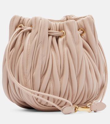 Matelassé leather clutch | Miu Miu