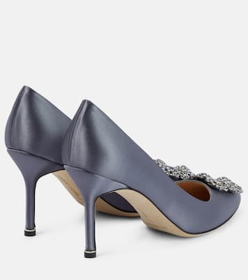 Pumps Hangisi 90 aus Satin mit Kristallen | Manolo Blahnik