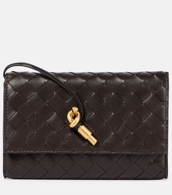 Andiamo Intrecciato leather pouch | Bottega Veneta