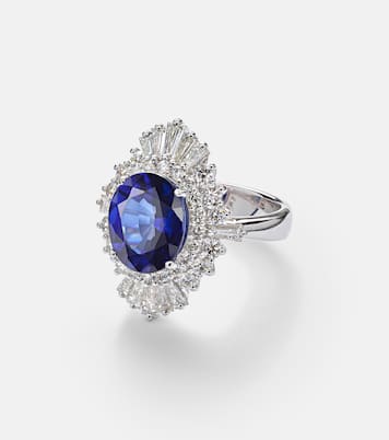Reign Supreme 18kt white gold ring with sapphire and diamonds | Yeprem