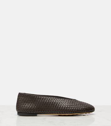 Rosa Intrecciato leather ballet flats | Bottega Veneta