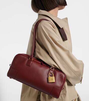 Schultertasche Amazona 31 aus Leder | Loewe