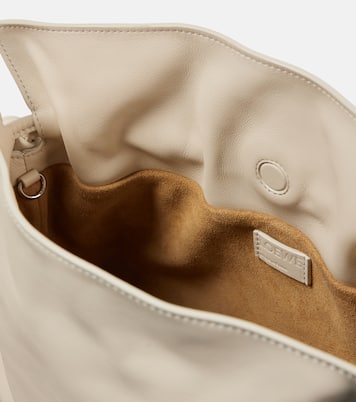 Clutch Flamenco Medium de piel | Loewe