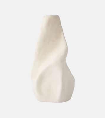 Giant Wake ceramic vase | Completedworks