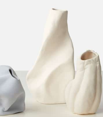 Giant Wake ceramic vase | Completedworks