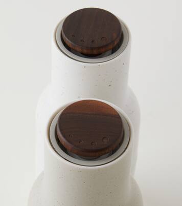 Bottle salt and pepper grinders | Audo Copenhagen