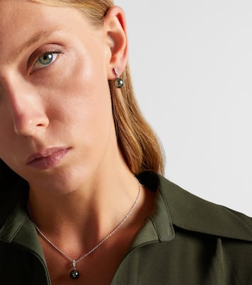 18kt white gold drop earrings with pearls and diamonds | Mikimoto