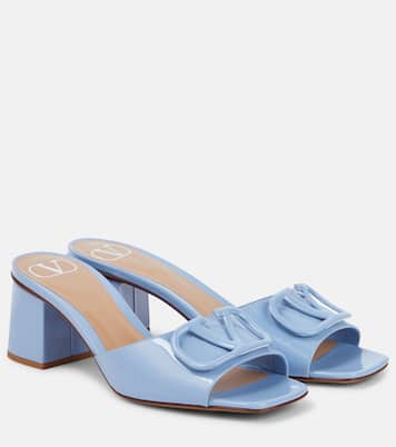Pantoletten VLogo Signature 60 aus Lackleder | Valentino Garavani
