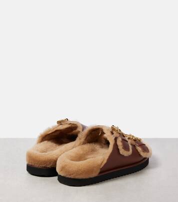 Sandalen Nil aus Leder mit Shearling | Chloé