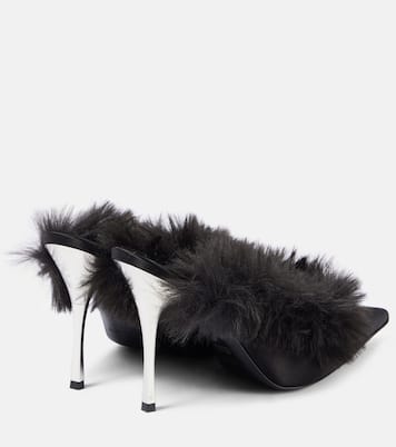 Mules aus Satin mit Faux Shearling | Magda Butrym