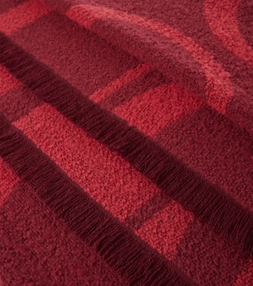 Maxi Gucci wool-blend bouclé blanket | Gucci