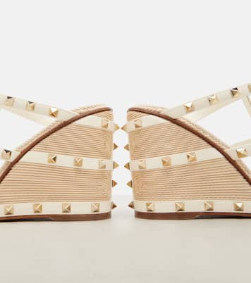 Wedge-Sandalen Rockstud 100 aus Leder | Valentino Garavani