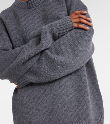 Anine cashmere sweater | Lisa Yang