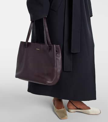 Nine Small leather shopper | Calvin Klein