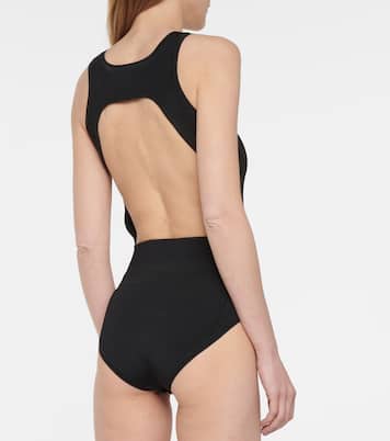 Body acanalado | SIR