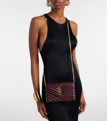 Cassandre Envelope leather wallet on chain | Saint Laurent