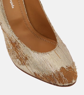 Salones metálicos desgastados | Maison Margiela