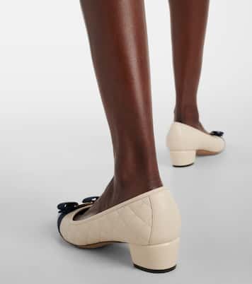 Vara leather pumps | Ferragamo