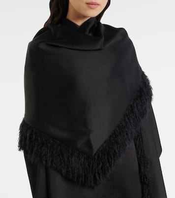 Bufanda de charmeuse con flecos | Toteme