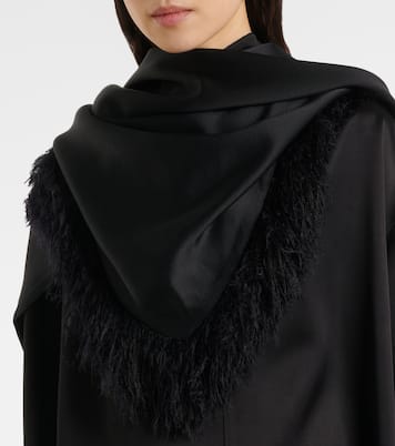Bufanda de charmeuse con flecos | Toteme