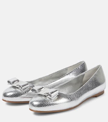 Ballerinas Vara aus Metallic-Leder | Ferragamo