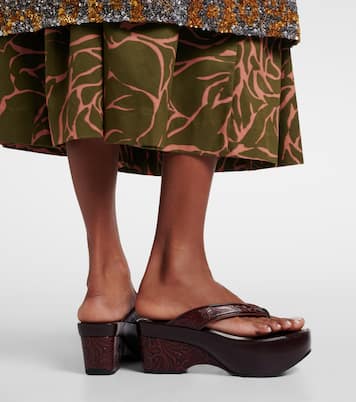 Embossed leather thong sandals | Dries Van Noten