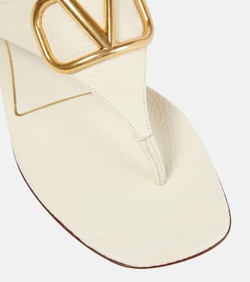 VLogo leather thong sandals | Valentino Garavani