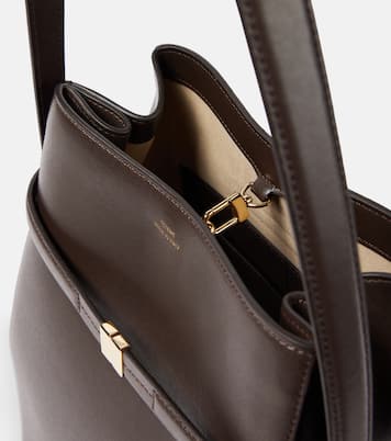 Sac seau en cuir | Toteme