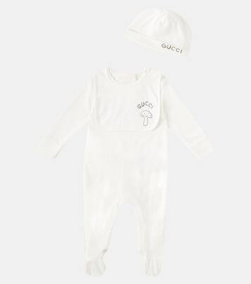 Baby printed onesie, bib, and beanie set | Gucci Kids
