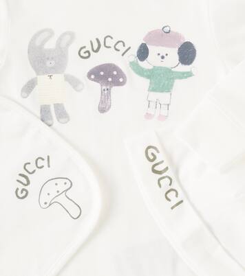 Baby printed onesie, bib, and beanie set | Gucci Kids