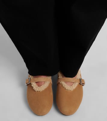 باليرينا من الجلد السويدي مبطنة بالشيرلينغ | Alaïa