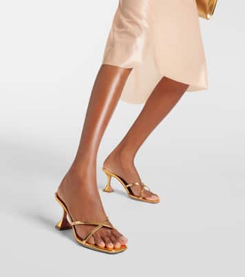 Mules Henson 70 en cuir métallisé | Amina Muaddi