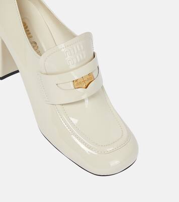 Pumps in vernice con decorazione | Miu Miu
