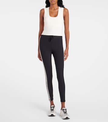Top cropped Onyx Kori | The Upside