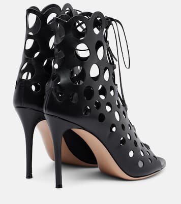 95 perforated leather pumps | Gianvito Rossi