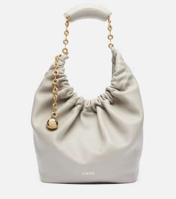 Schultertasche Squeeze Small aus Leder | Loewe
