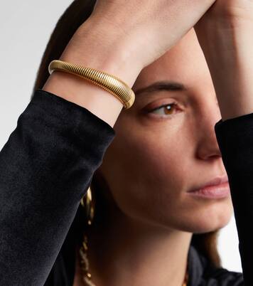 Isla Flow II 18kt gold (750/1000) bangle | Pamela Zamore