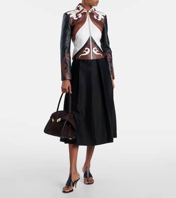 Hug Medium suede shoulder bag | Ferragamo