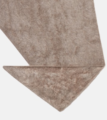 Bandana cashmere scarf | Lisa Yang
