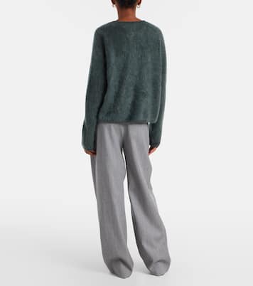 Lexia cashmere sweater | Lisa Yang